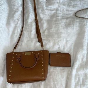 Michael Kors purse/wallet
